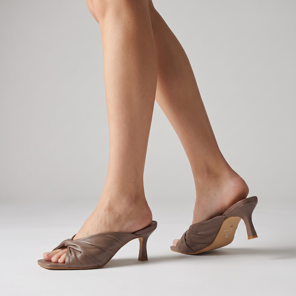 Carrano Sage II Leather Mule Slide Sandal - Mocha