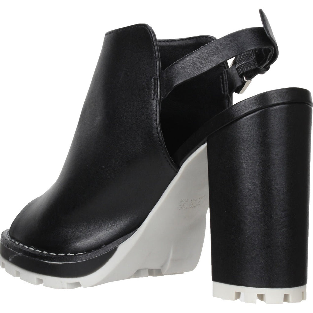 Carrano Luna Leather Tractor Sandal - Black/Ice