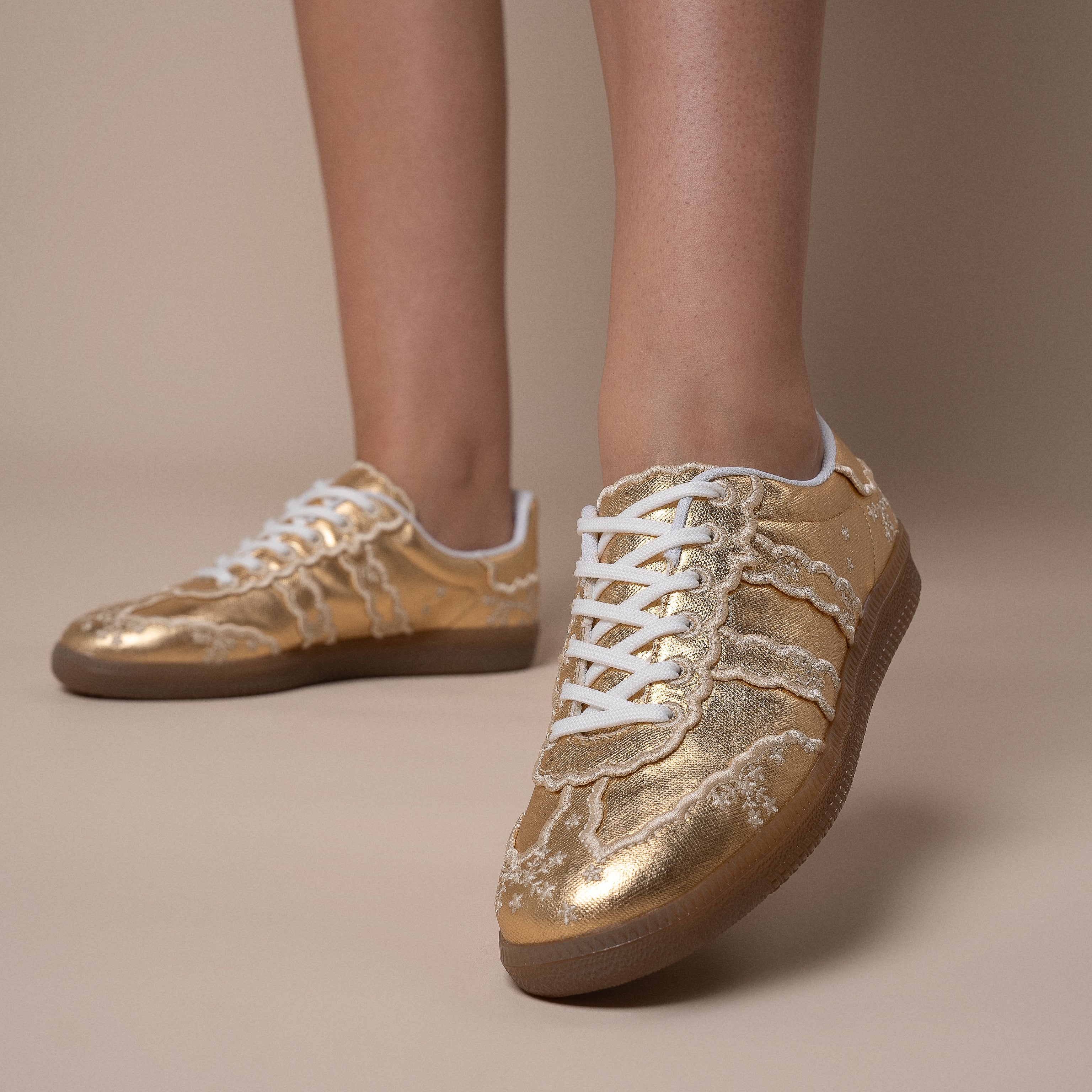 Love Rio Elise Vintage Sneakers - Gold