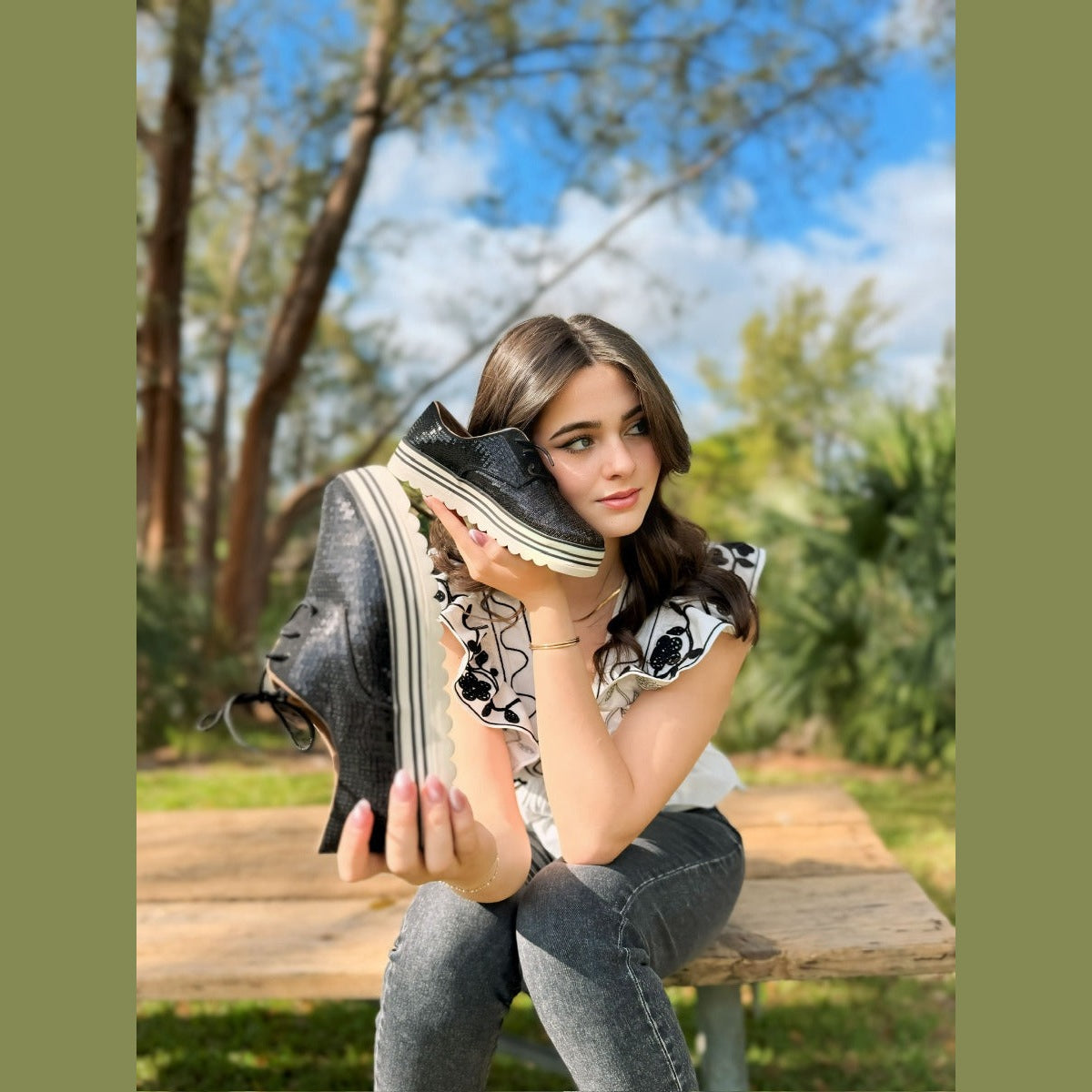 Love Rio Celine Sequins Sneakers - Black